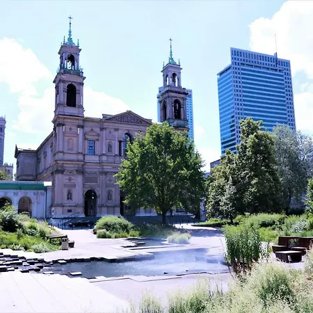 Cozy And Great Location By Cooee *