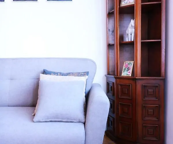 Apartment Cozy And Great Location By Cooee Warsaw