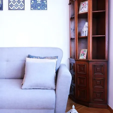 アパート Cozy And Great Location By Cooee ワルシャワ